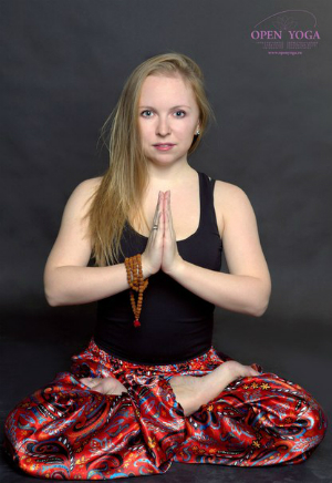 Преподаватель по йоге в Москве Анастасия Савитри